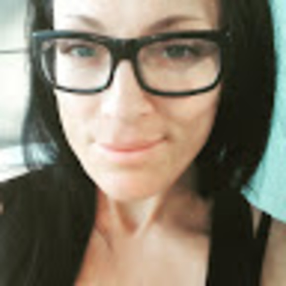 Meet the Posher Other - Meet your Posher, Christina